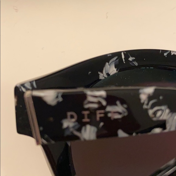 Diff sunglasses - Picture 3 of 4